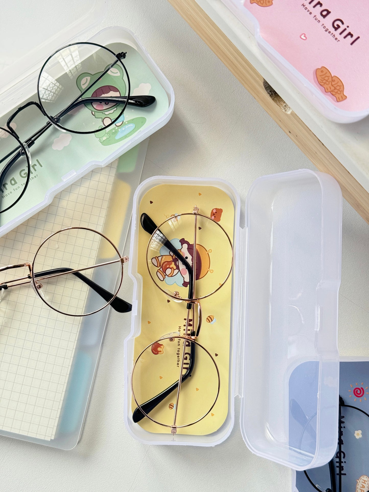 Kawai Frame and Glass With Case