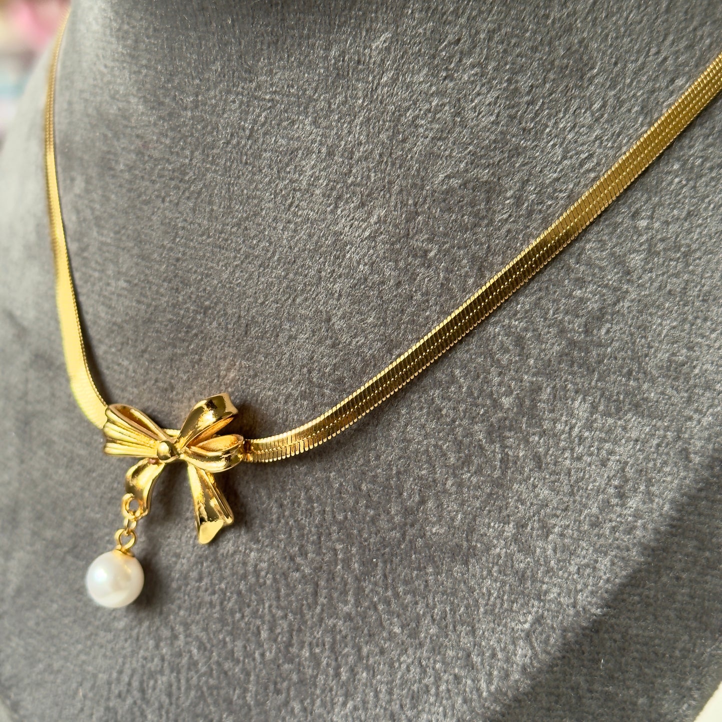 Anti Tarnish Bow Necklace With Pearl