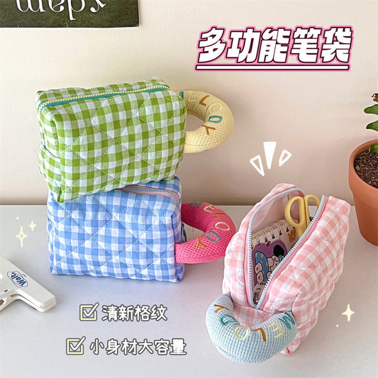 Pinteresty Macaron Canvas Pouch