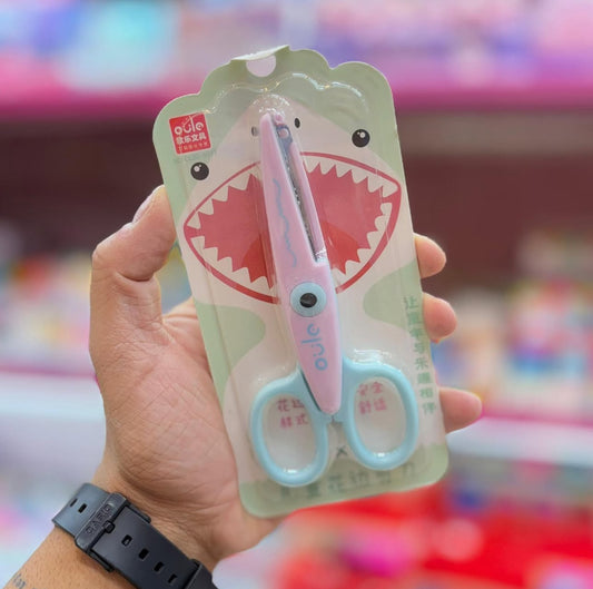 Kawaii Zig Zag Scissor