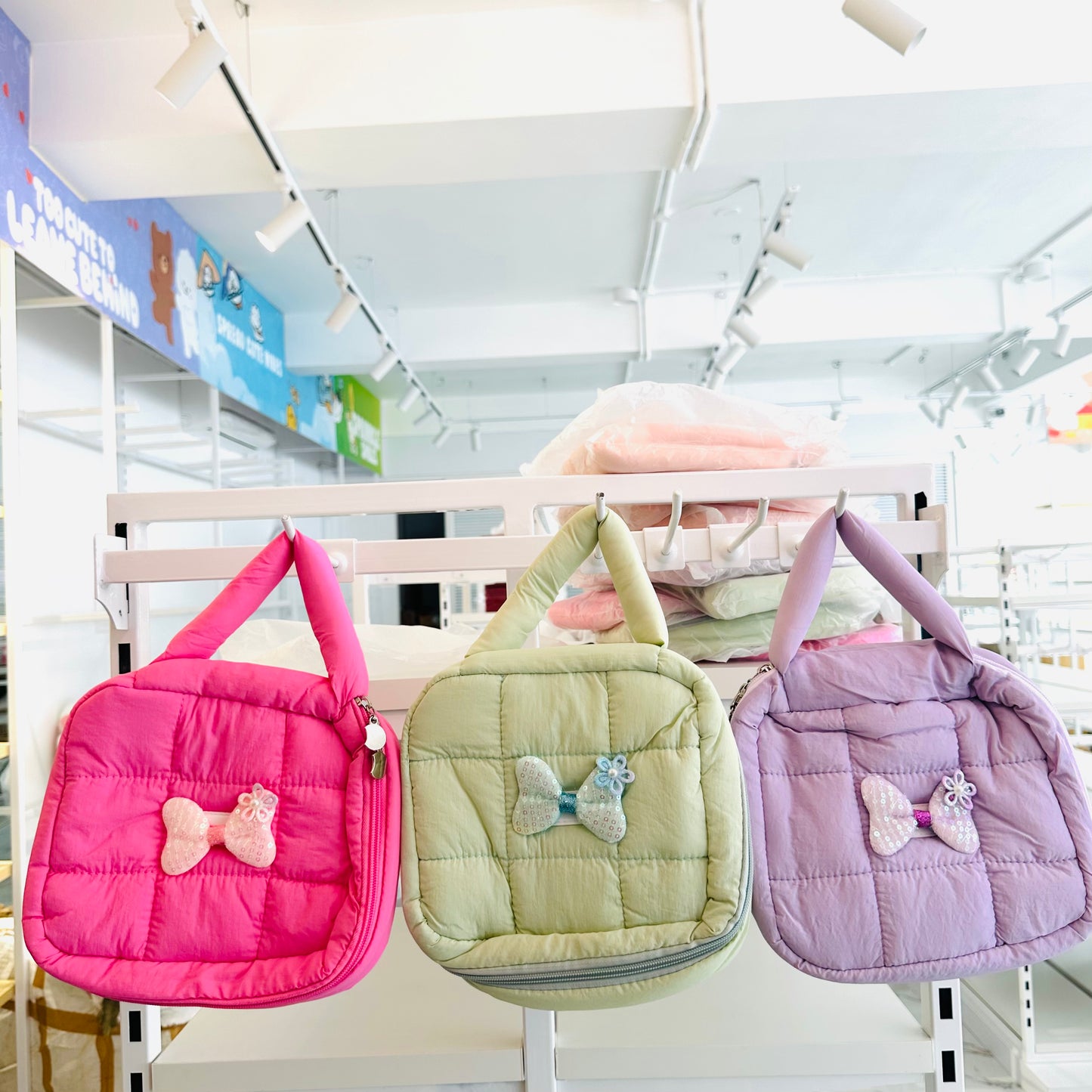 Premium Puffy Bow Makeup Bag