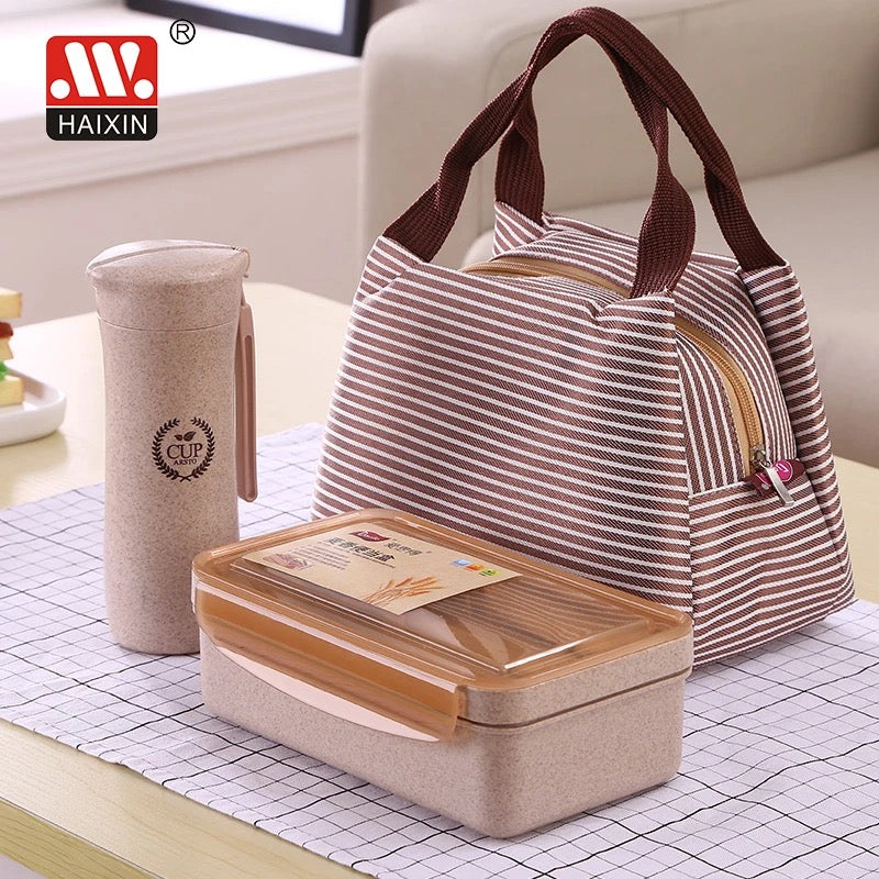 Dream Doodle Lunch Box (1100 Ml) and Water Bottle (450 Ml) with Lunch Bag -