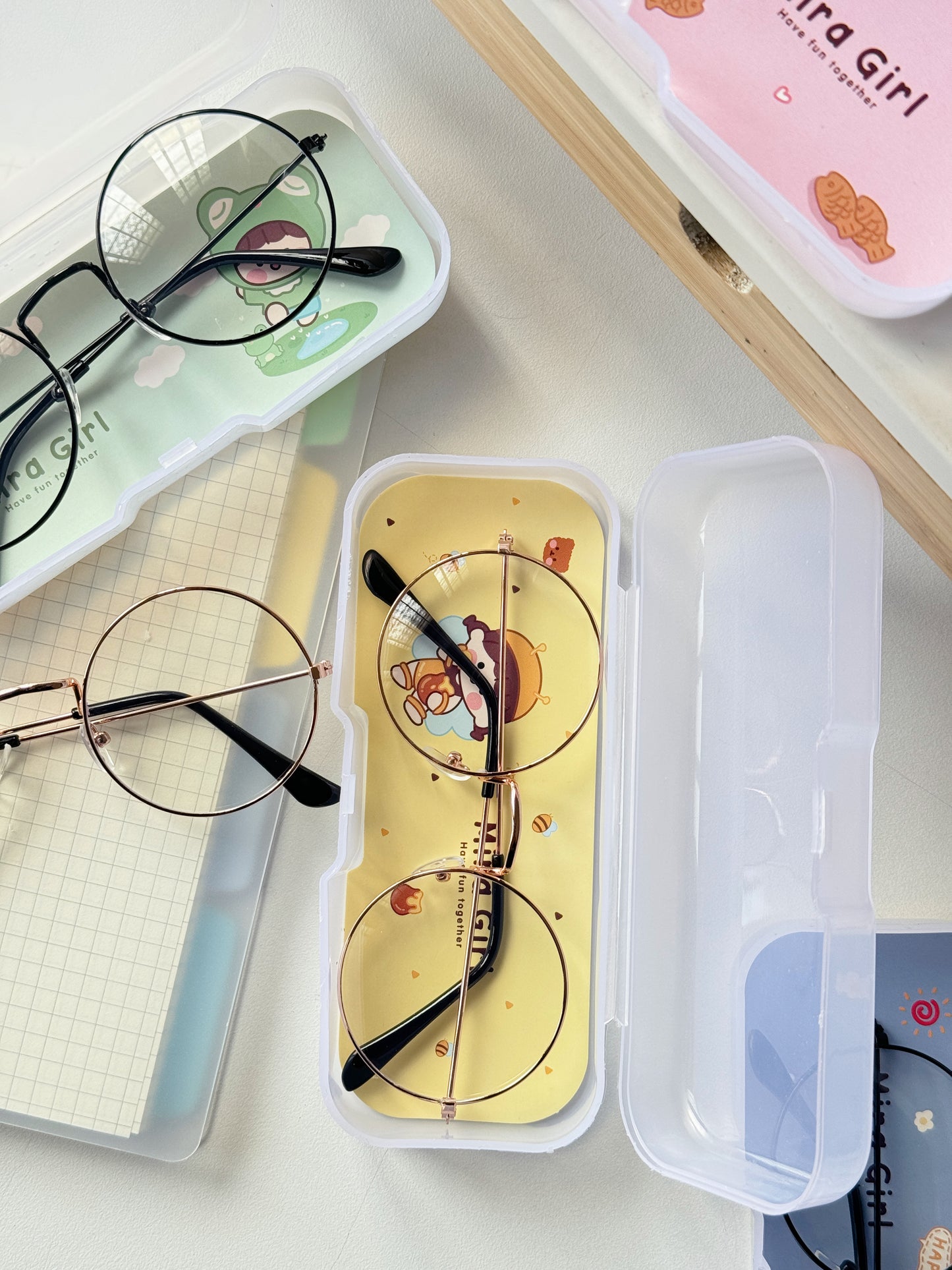 Kawai Frame and Glass With Case