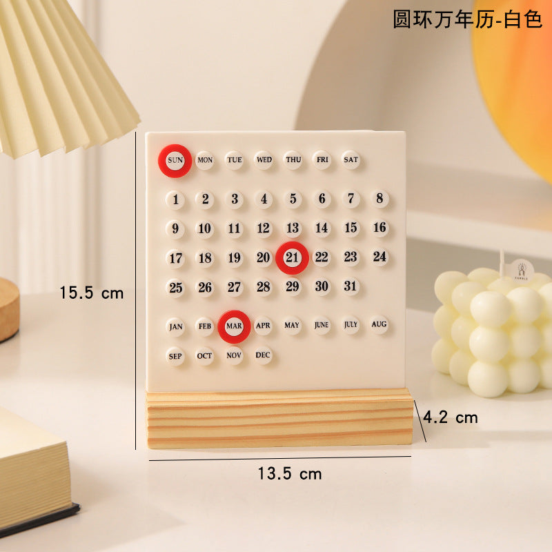 Pinteresty Desk Calendar