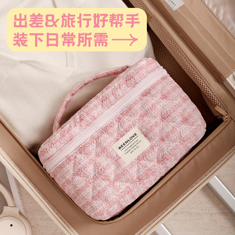 Pinteresty Makeup Bag