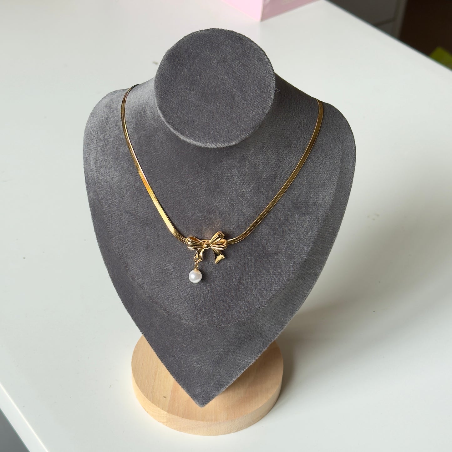 Anti Tarnish Bow Necklace With Pearl