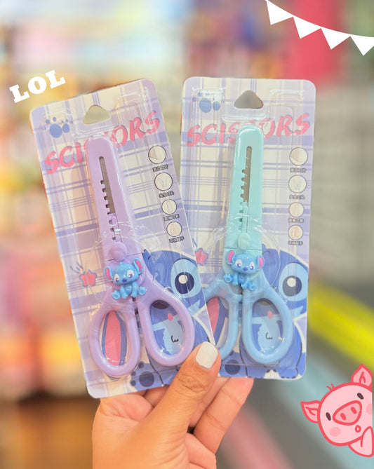 Stitch 2 in 1 Cutter + Scissor