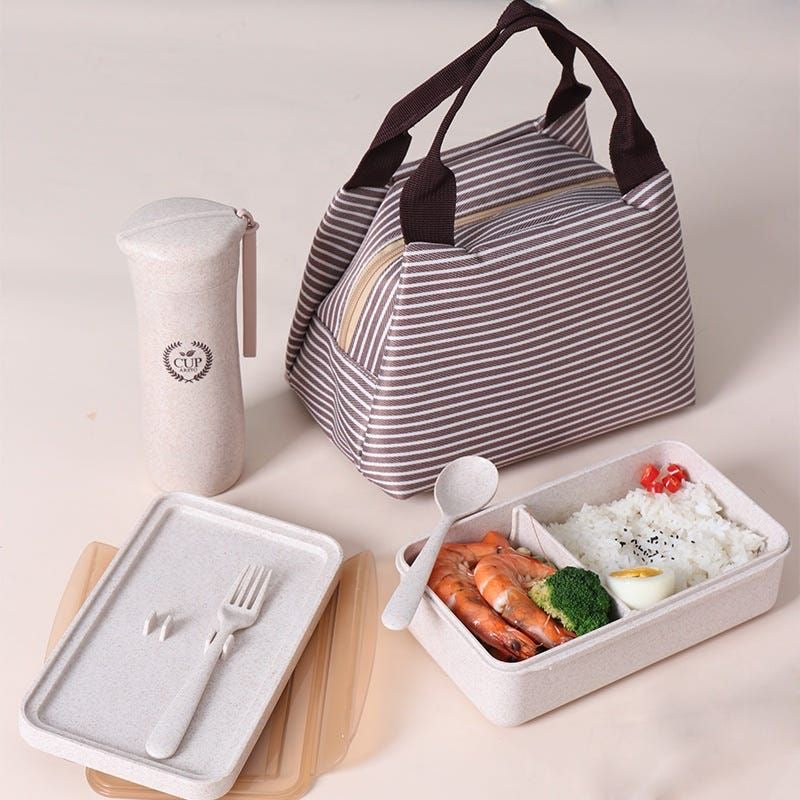 Dream Doodle Lunch Box (1100 Ml) and Water Bottle (450 Ml) with Lunch Bag -