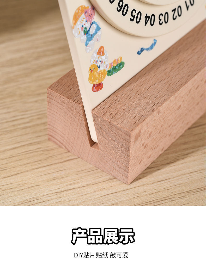 Pinteresty Perpetual Desk Calendar