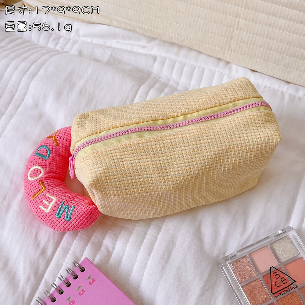 Macaron Storage Pouch