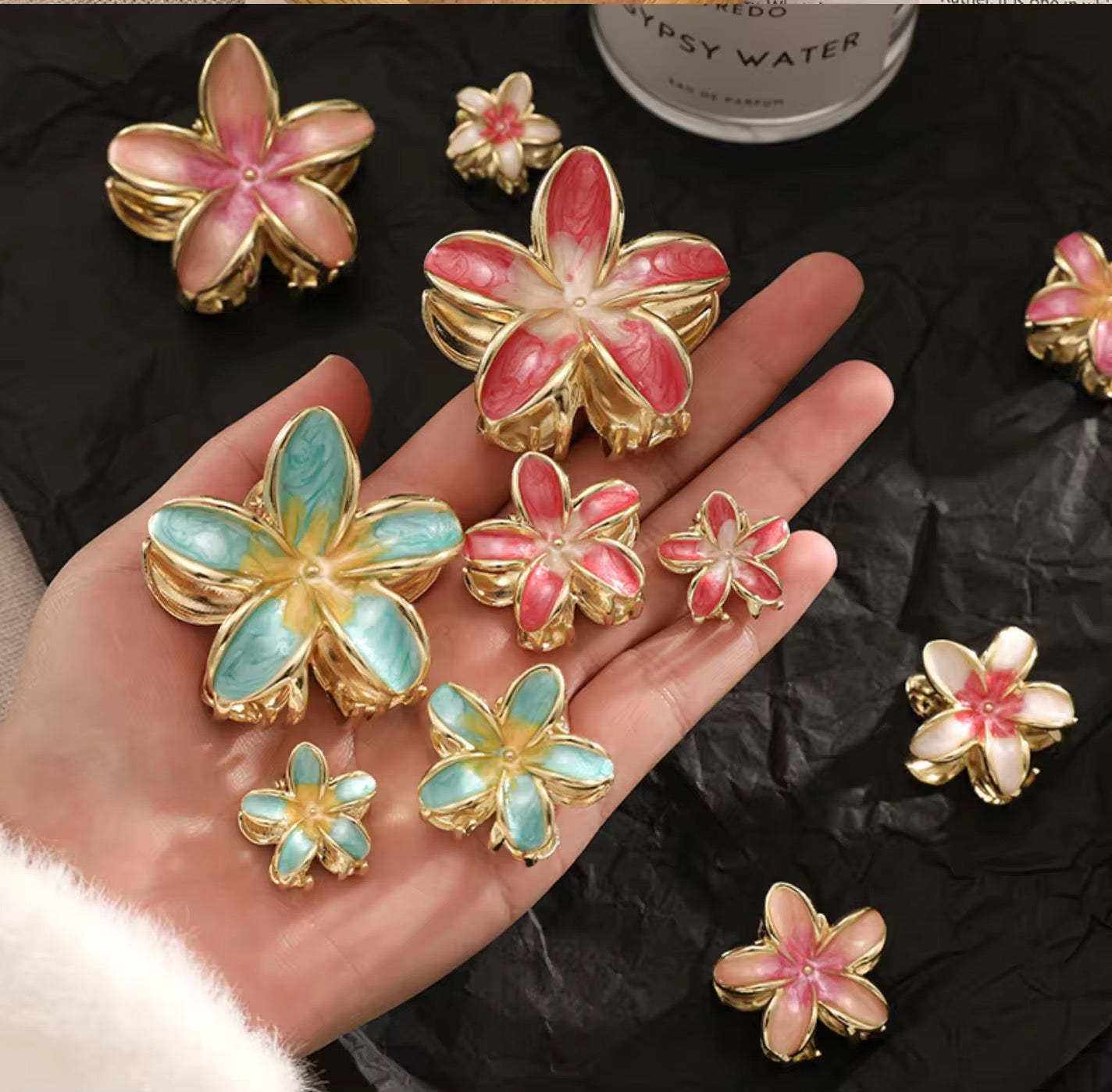 Metal Floral Claw Clip