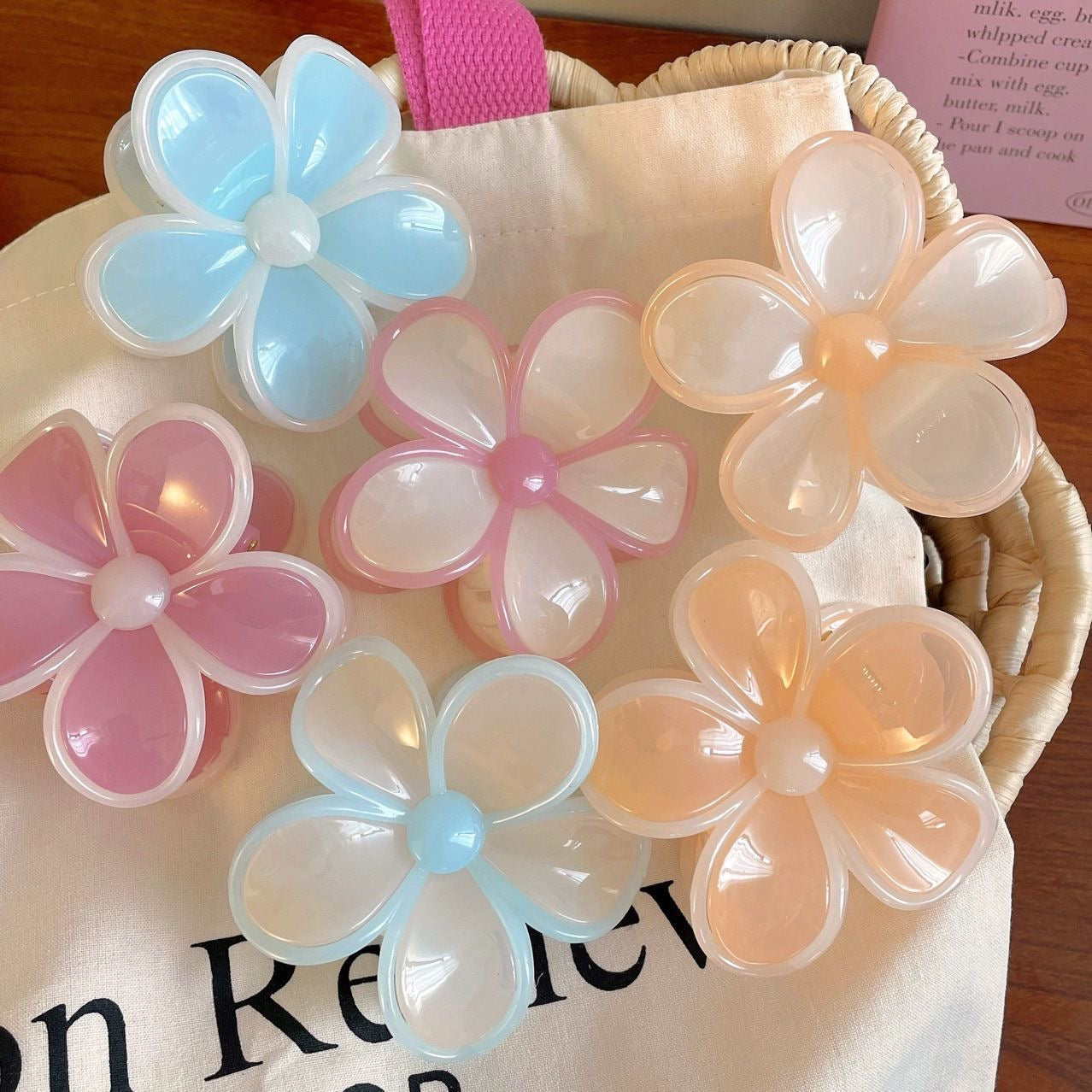 Floral clip