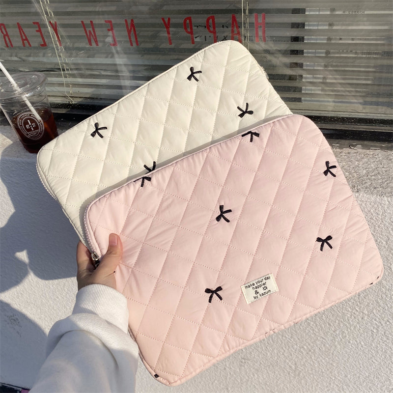 Pinteresty Coquette Pouch