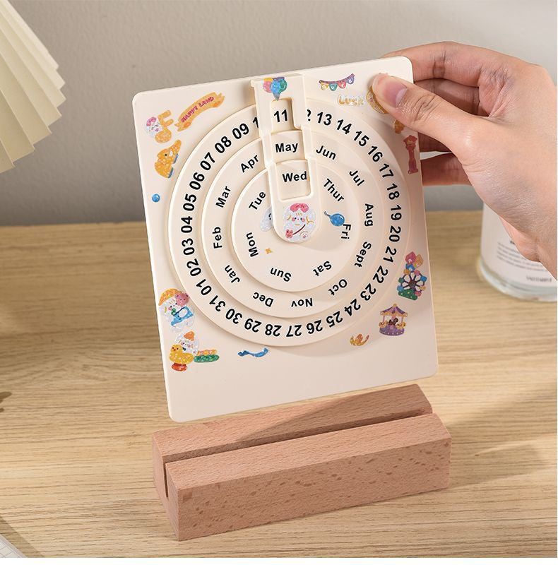 Pinteresty Perpetual Desk Calendar