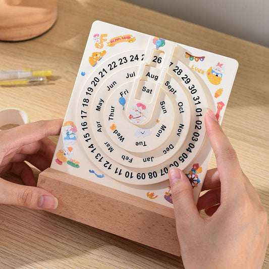 Pinteresty Perpetual Desk Calendar