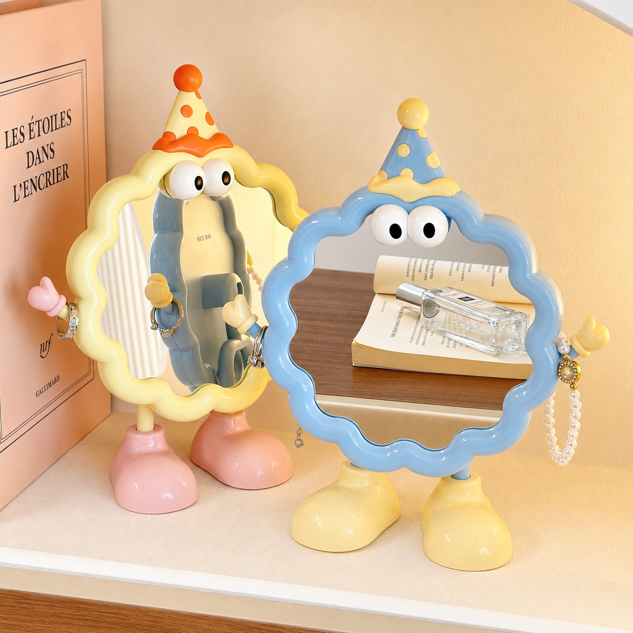 Kawaii Standing Mirror