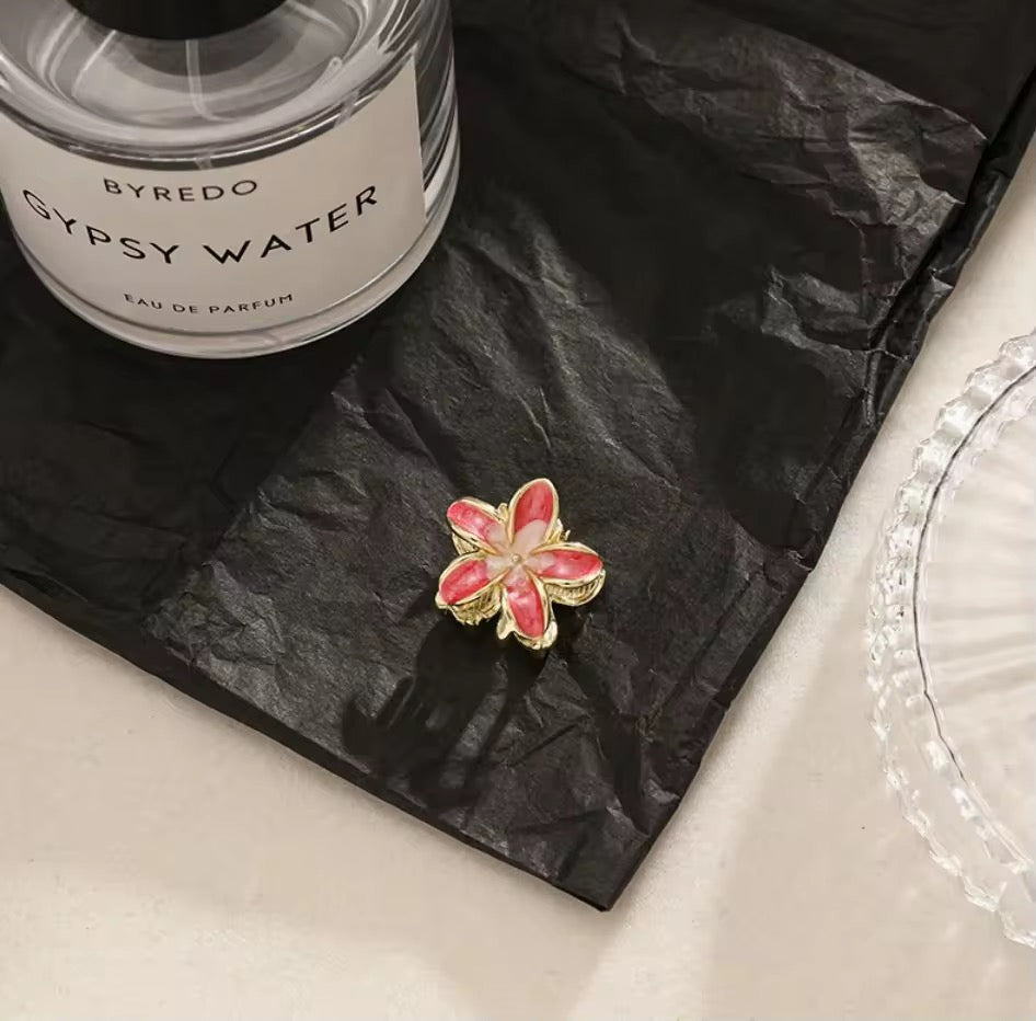 Metal Floral Claw Clip