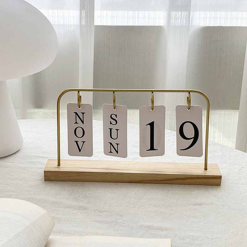 Pinteresty Nordic Flip Metal Desk Calendar