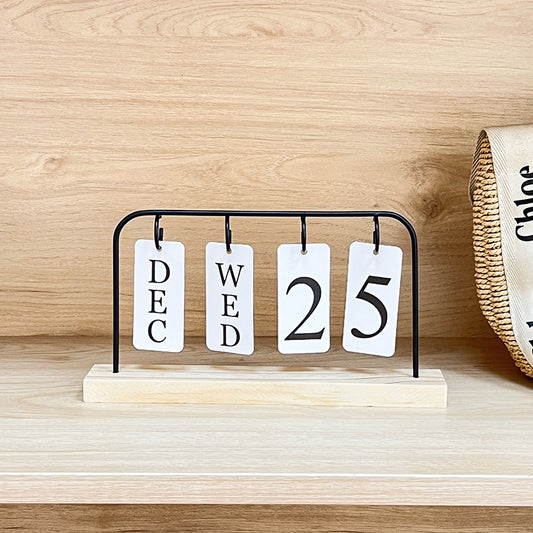 Pinteresty Nordic Flip Metal Desk Calendar