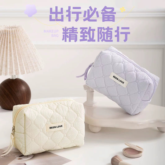 Cloud Makeup Pouch