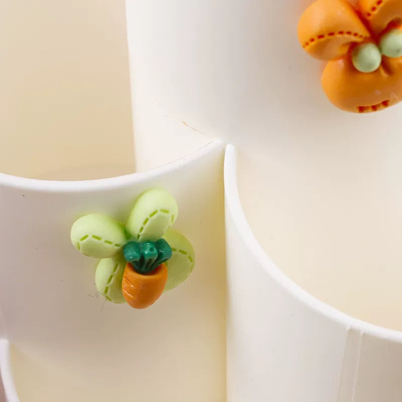 Kawaii Rotating Pen Stand With Charms
