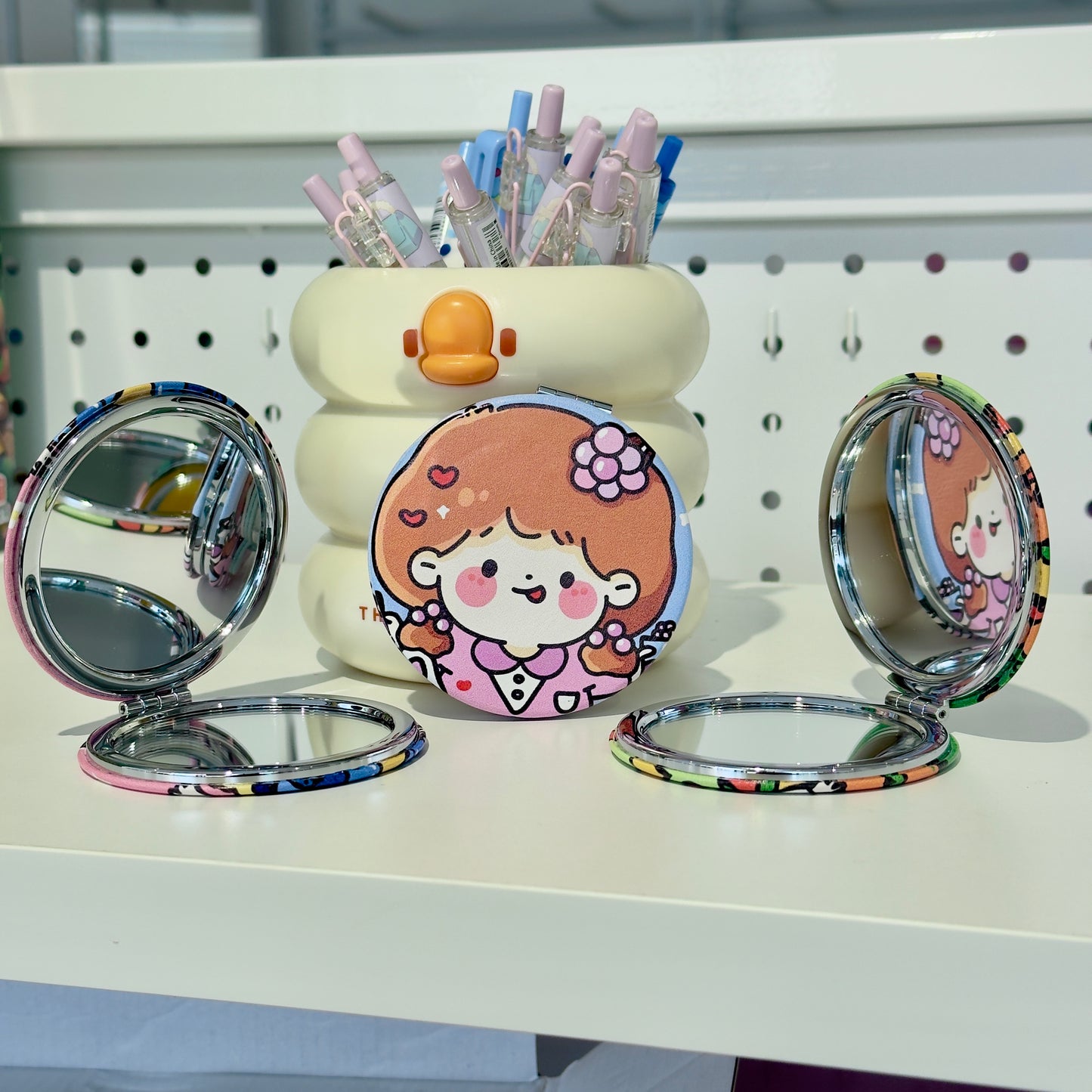 Kawaii Shaker Pocket Mirror