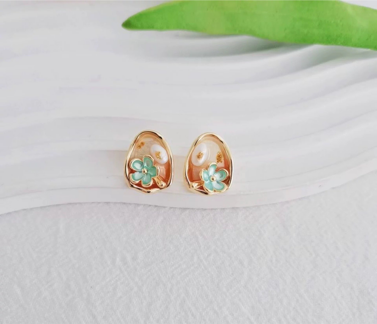 Blossom Pearl Earings