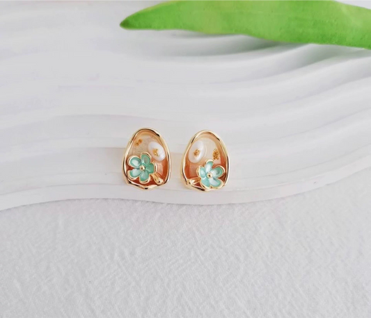 Blossom Pearl Earings