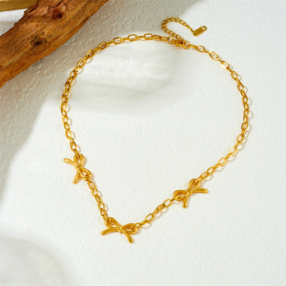 Classic Bow Necklace