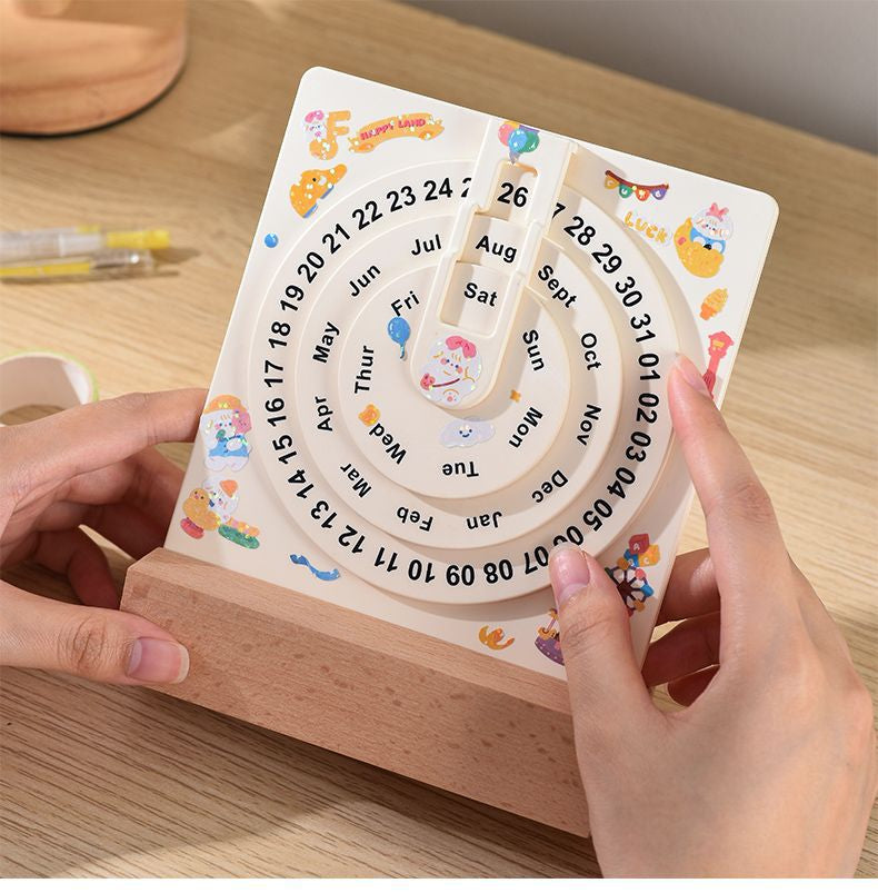 Pinteresty Perpetual Desk Calendar