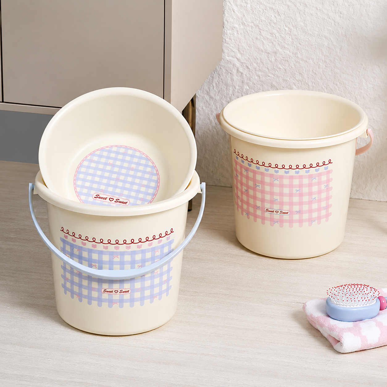 Gingham Bucket