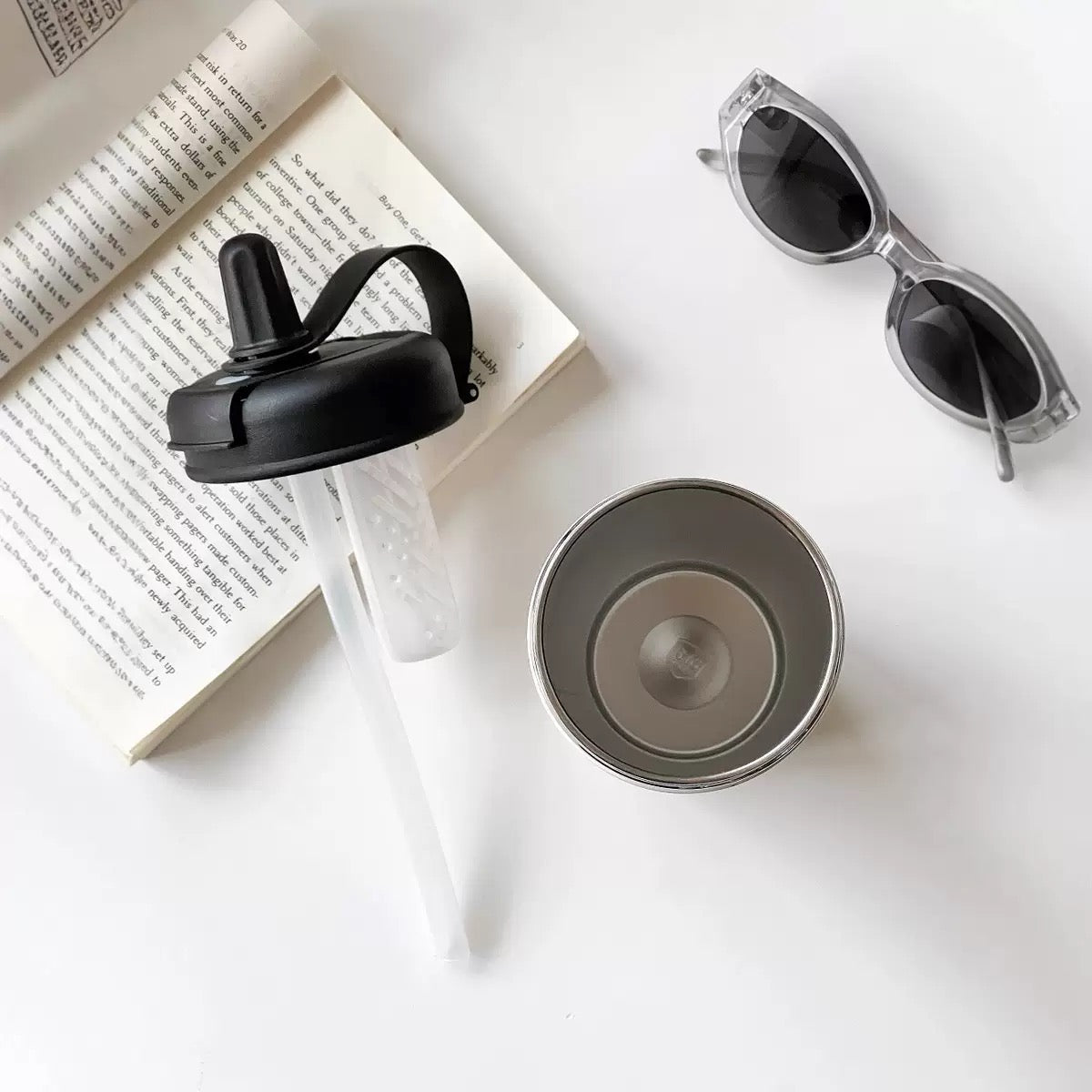 Minimalist Dual-Drink Tumbler