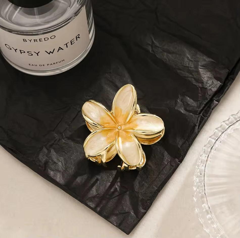 Metal Floral Claw Clip