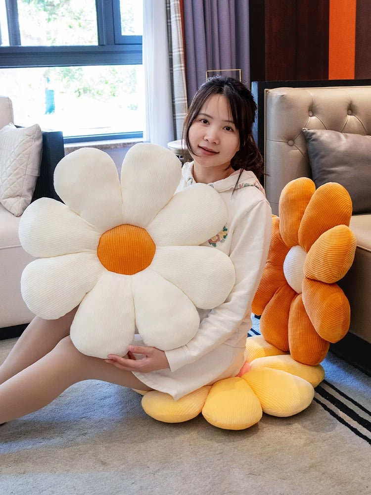 Daisy Pillow