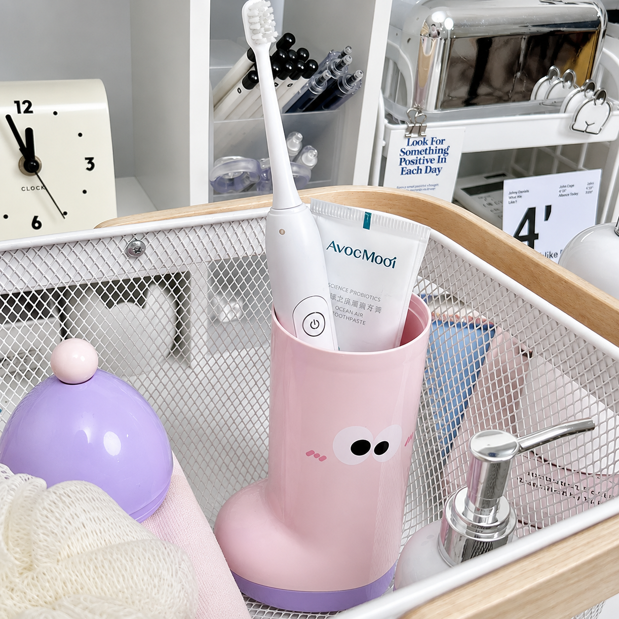 Kawaii Toothbrush Holder