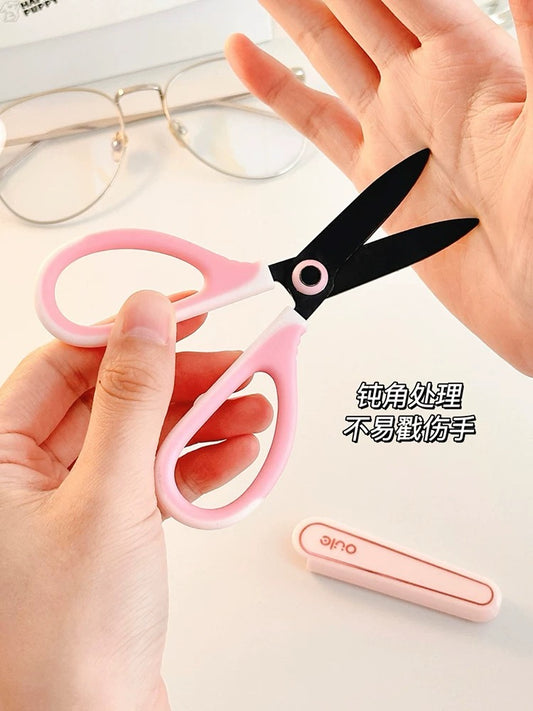 Pastel Mini Scissors with Cap