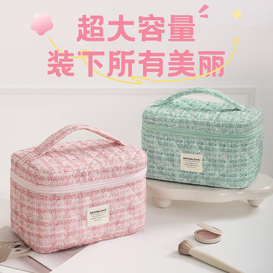 Pinteresty Makeup Bag