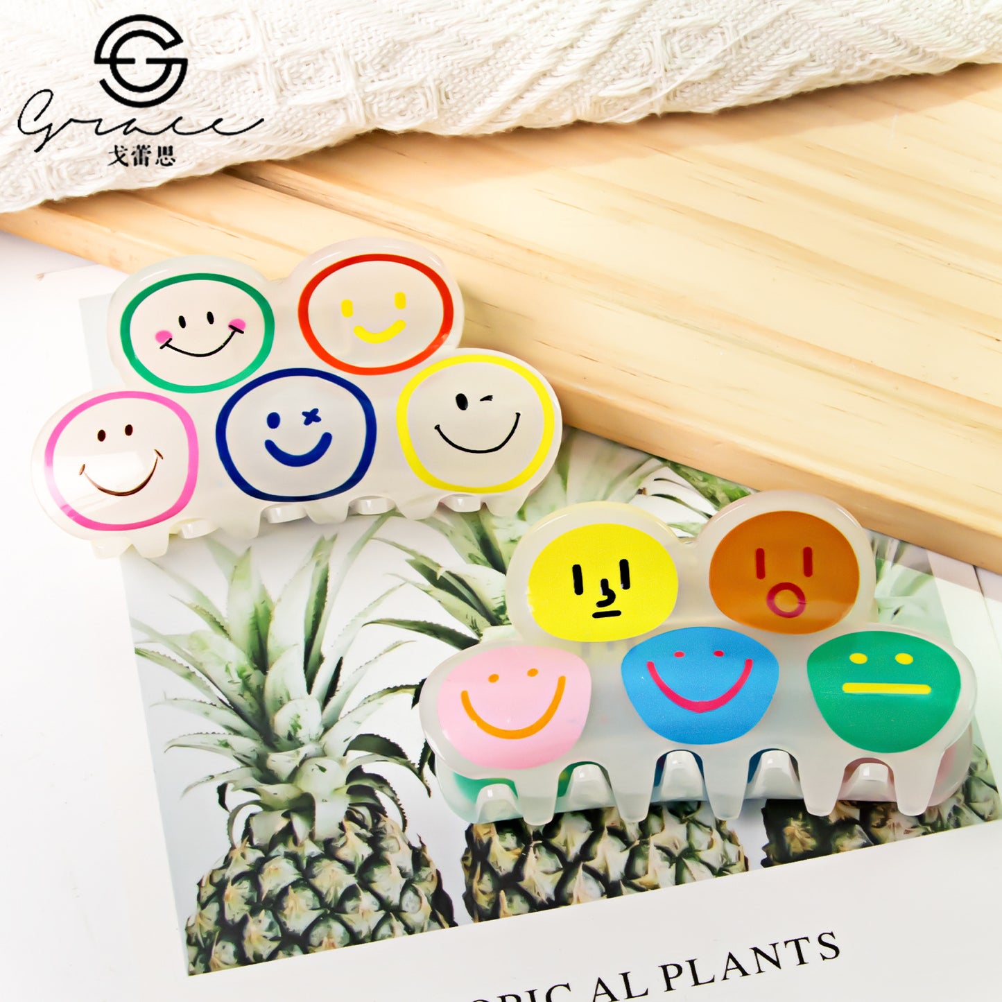 Smile Claw Clips