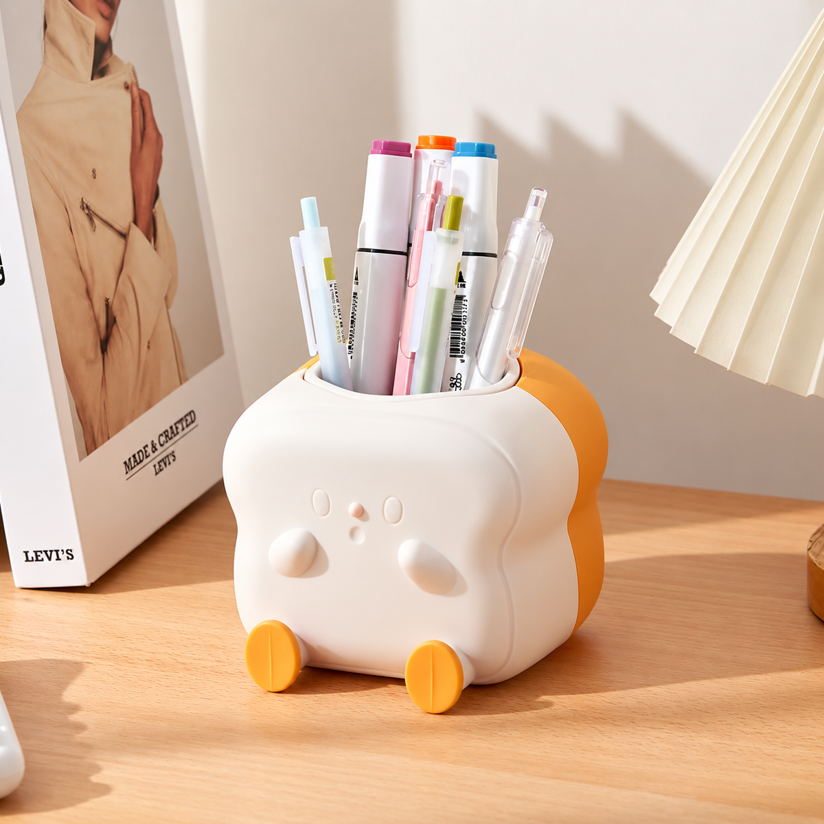 Toast Pen Holder