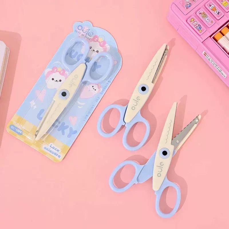 Zig Zag Scissor