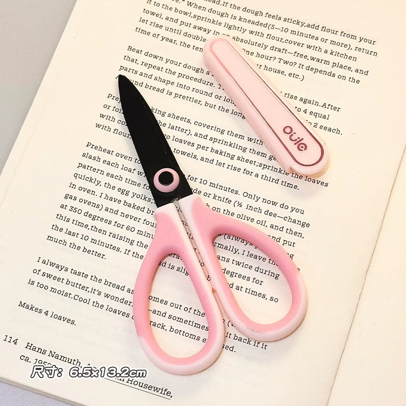 Pastel Mini Scissors with Cap
