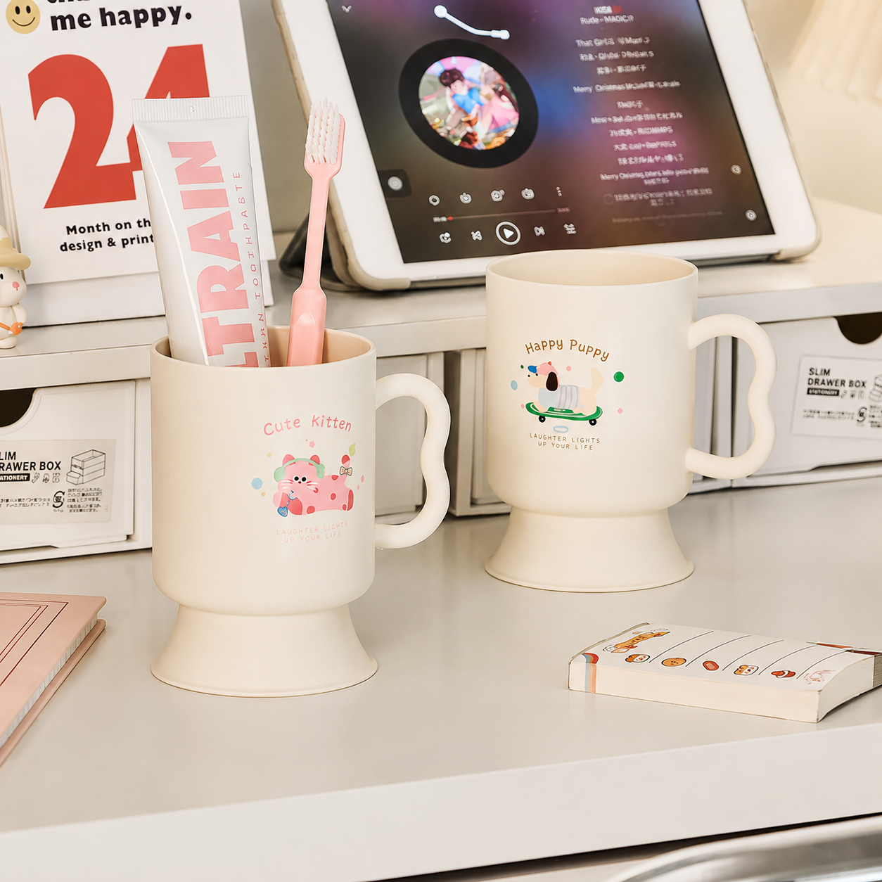 Kawaii Pen Holder