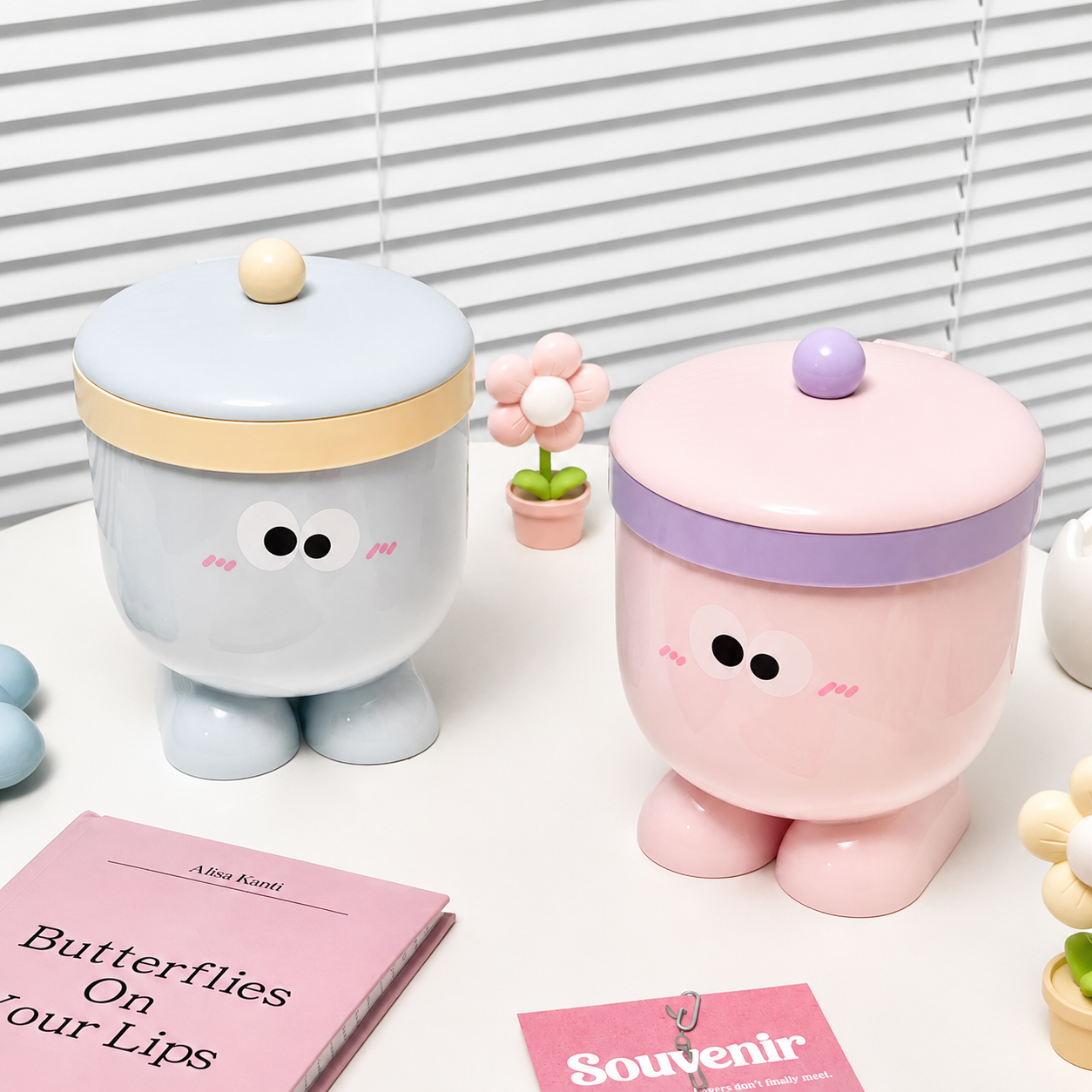 Kawaii Trash Can