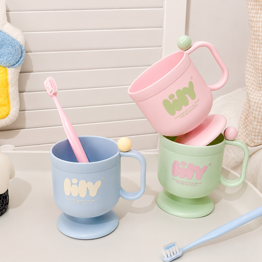 Kawaii Pen Holder